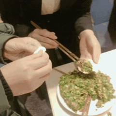 包饺子